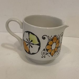 Retro 70s creamer, made in England